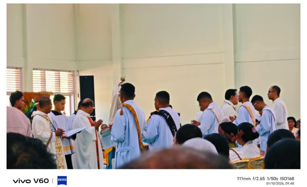 Tahbisan Enam Imam Baru di Nenuk: "Inilah Aku, Utuslah Aku" - Foto 2